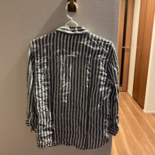NOIDのシワ加工シャツの画像