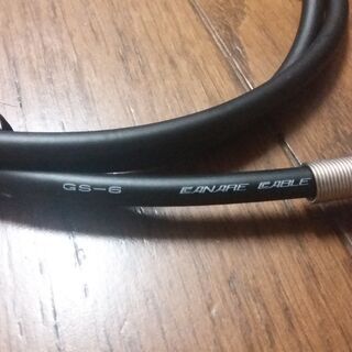 CANARE フォンケーブル／ギター、キーボードケーブル１m（日本製）赤２本、青２本、黒１本の画像