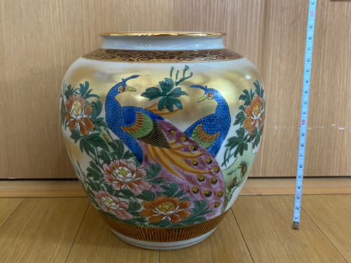 九谷焼 中壺 孔雀絵 九谷白峰