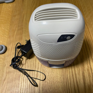 小型電動除湿機の画像