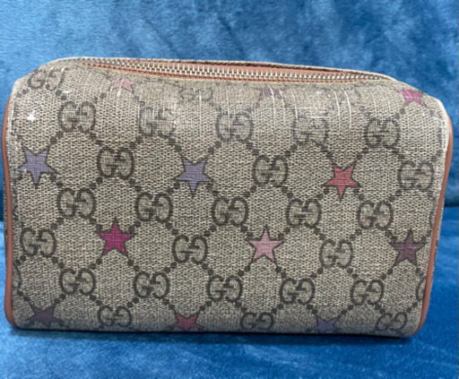 GUCCI グッチ　ポーチ　井土ヶ谷までお引き取りの方優先