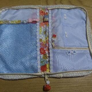 ハンドメイド 母子手帳入れ マルチケース 新品未使用の画像