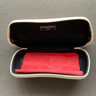 超美品 シャネル CHANEL メガネケースの画像