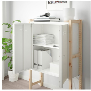 キャビネット　鍵付き扉　IKEAの画像