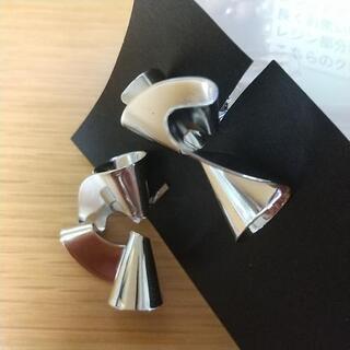 個性的イヤリングの画像