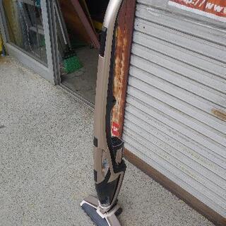 アズマ　スティック掃除機　2019年製