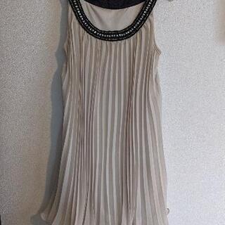 【美品】2点セット❗結婚式　二次会　パーティ　フォーマル　ドレスの画像