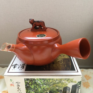 常滑焼　急須　寅　(未使用品)