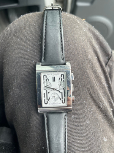 BVLGARI 希少な文字盤シルバーなクロノグラフ男性用腕時計
