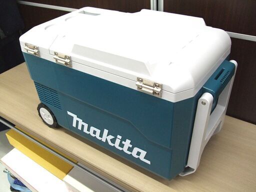 美品 マキタ 充電式保冷温庫 モデル CW180DZ 本体のみ MAKITA どこでも保冷保温 苫小牧西店