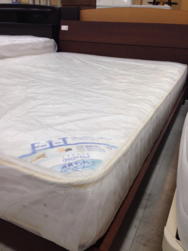 取りに来れる方限定！ダブルベッドです！