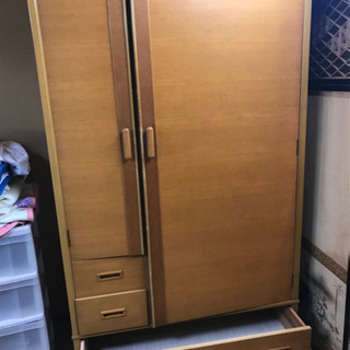 タンス　差し上げます
