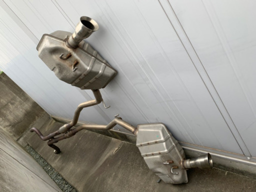 2014年式カマロ純正マフラー