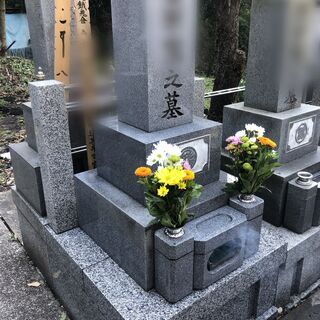 お墓参り代行・墓石清掃代行のことなら私たちにお任せください。 - 横浜市