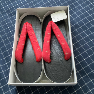 新品未使用　木製　下駄　ゲタ　鈴花ニューきものサロン