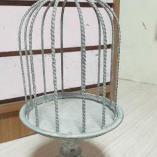【お取引完了】フレンチシャビーな置き型鳥籠　高47㎝🐦マットグレ...