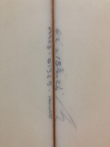 【未使用・格安】モーリスコール サーフボード  長さ 6'2"(188cm) 幅 46.5cm 厚み 5.7cm  エクセルフィン付き