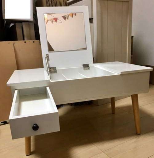 ドレッサー ホワイト