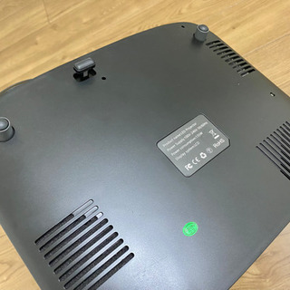 【980円 5/11まで】Vamvo ホームプロジェクター LED (3500ルーメン)の画像