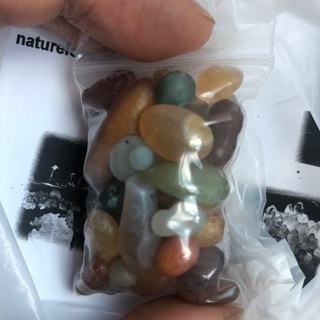 ゴビアゲート　鉱物標本の画像