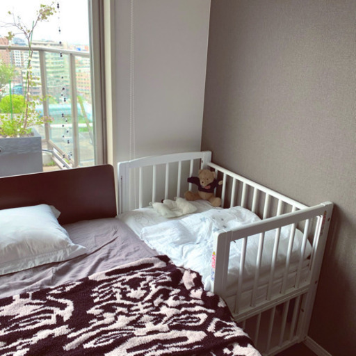 サワベビー　添い寝ベッド　L型プチベリーホワイト　白　日本製