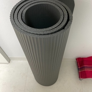 ＜お話中＞未使用ヨガマットの画像