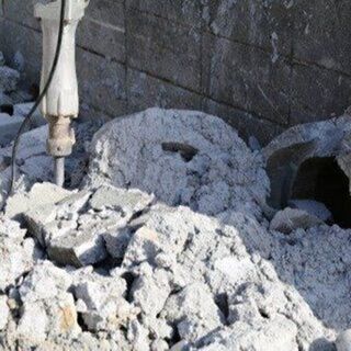 『現場職＝男の職場』はもう古い！？男女活躍の解体作業員【週1～OK！直行直帰可能で日給1万1千円～】の画像
