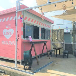 恩納村 海辺の可愛いパーラー！ホールスタッフ大募集！