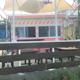 恩納村 海辺の可愛いパーラー！ホールスタッフ大募集！の画像