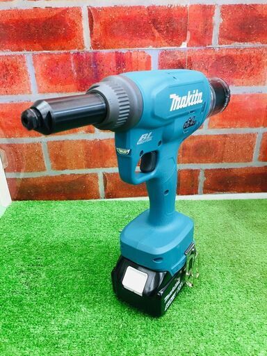 マキタ RV250DRG 充電式リベッタ【リライズ野田愛宕店】【店頭取引限定】【未使用】管理番号：ITP0W9KG3UY4