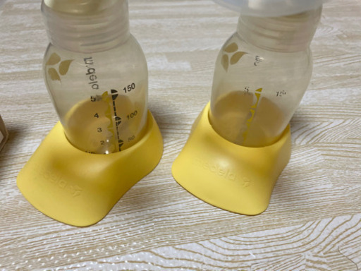 メデラ 電動搾乳機 ピジョンの消毒ケース