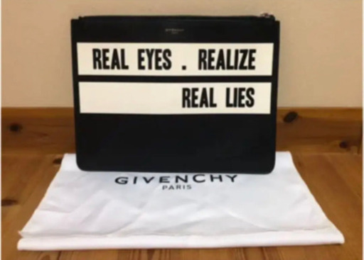【値下げ中】GIVENCHY PARIS クラッチバッグ ジバンシィ 黒 韓国