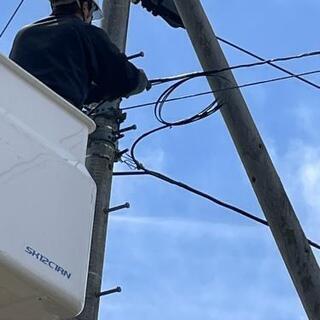 足場、太陽光、Wi-Fiや5G、光ケーブル引込。等の画像