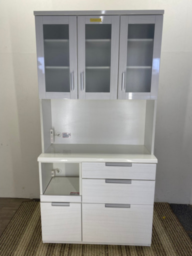 ☆収納いっぱい食器棚　コンセント2個☆070607