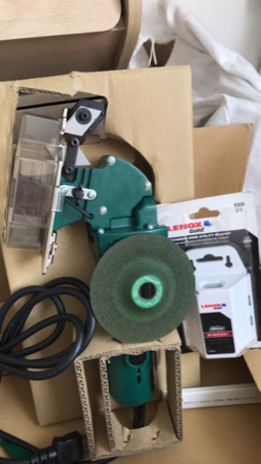 日立電動カッター、新品