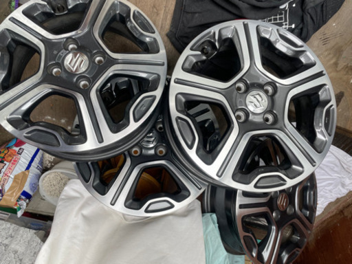 スズキ　ハスラーの純正アルミホイール