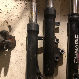 V125フロントフォークの画像