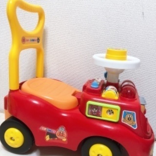 子供乗り物　車　アンパンマン