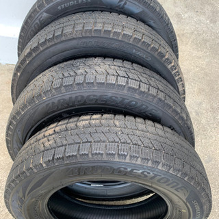 145/80r13 スタッドレス　vrx2 ！