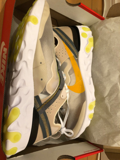Nike React Element 87