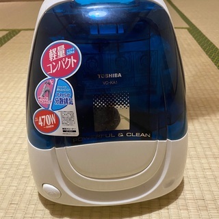 TOSHIBA 掃除機　2013年製