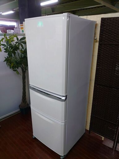 三菱 3ドア冷凍冷蔵庫 コンパクト薄型タイプ 335L 自動製氷 MR-C34C-W ホワイト 2018年製 MITSUBISHI 冷蔵庫 中古家電 店頭引取歓迎 R3519)