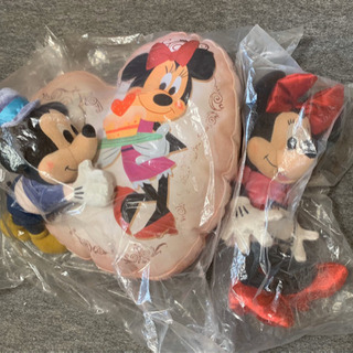 無料にしました！ミッキー＆ミニーセット クッション＆ぬいぐるみ 2点