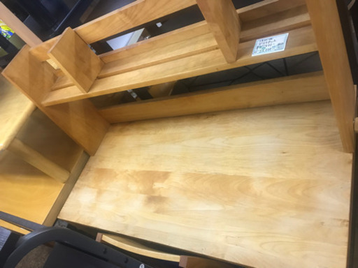家具　カリモク　無印　IKUSUSU　その他家具多数販売しております