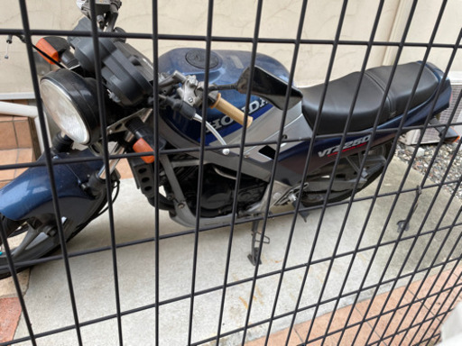 VTZ250保険1年あり、
