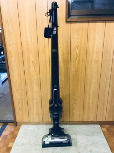 ✨2018年製✨3番 BLACK+DECKER 掃除機✨SVA420T‼️
