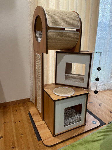 美品中古！　猫用　室内飼育用品　Vesperキャットタワー