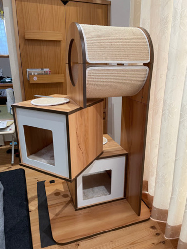 美品中古！　猫用　室内飼育用品　Vesperキャットタワー