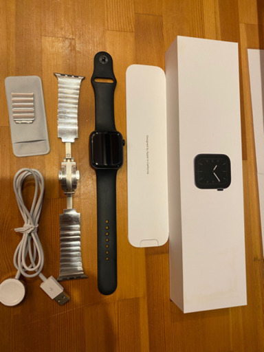 アップルウォッチ　シリーズ5