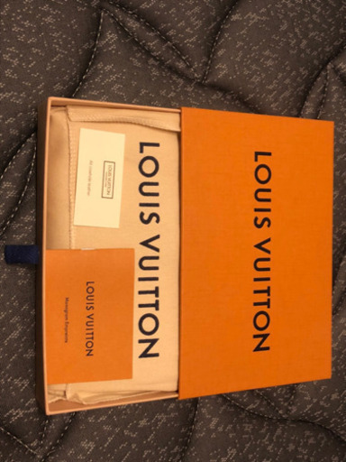 LV ルイヴィトン　長財布　レディース